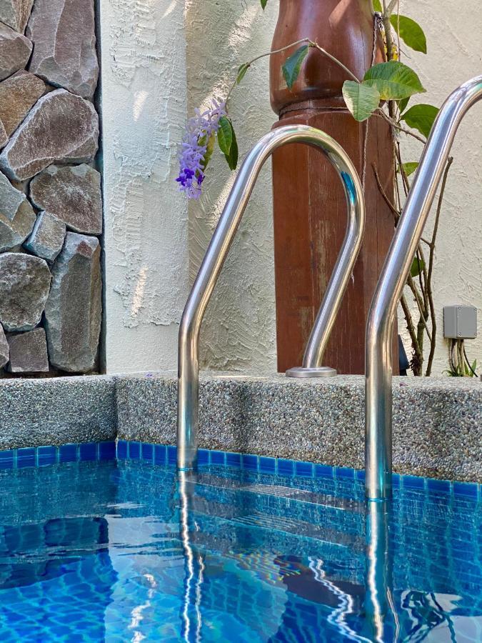 Ikiru 18 Private Saltwater Pool Villa, 3 Ensuite Br, Outdoor Bbq, 5 Mins To Beach Пантай-Ченанг Екстер'єр фото